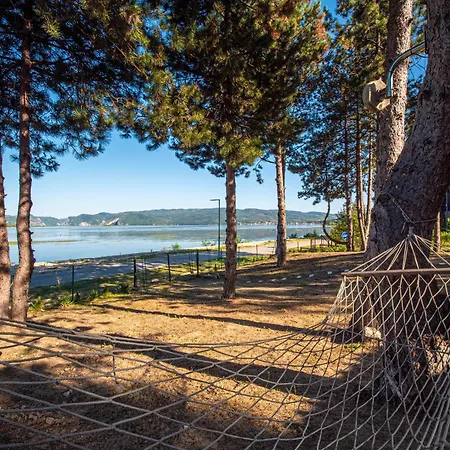 Borova Bajka Semesterbostad