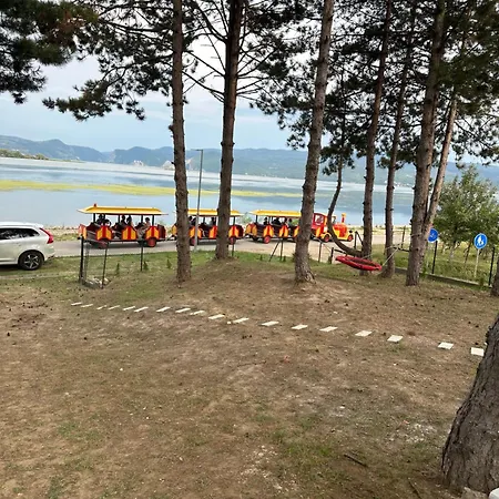 Borova Bajka Semesterbostad *