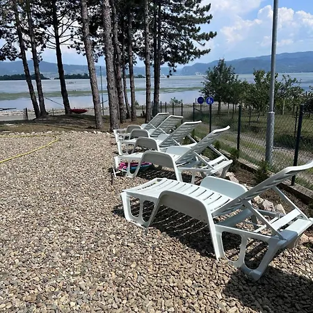 Semesterbostad Borova Bajka Usije