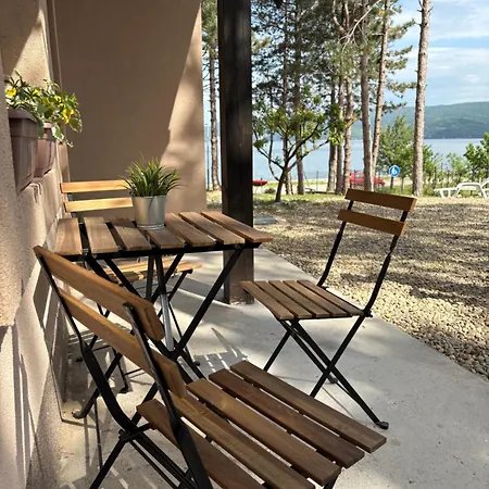 Borova Bajka * Usije